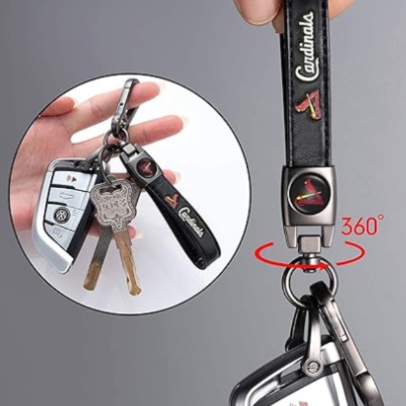NWT Cardinals Keychain Bundle - Picture 10 of 11